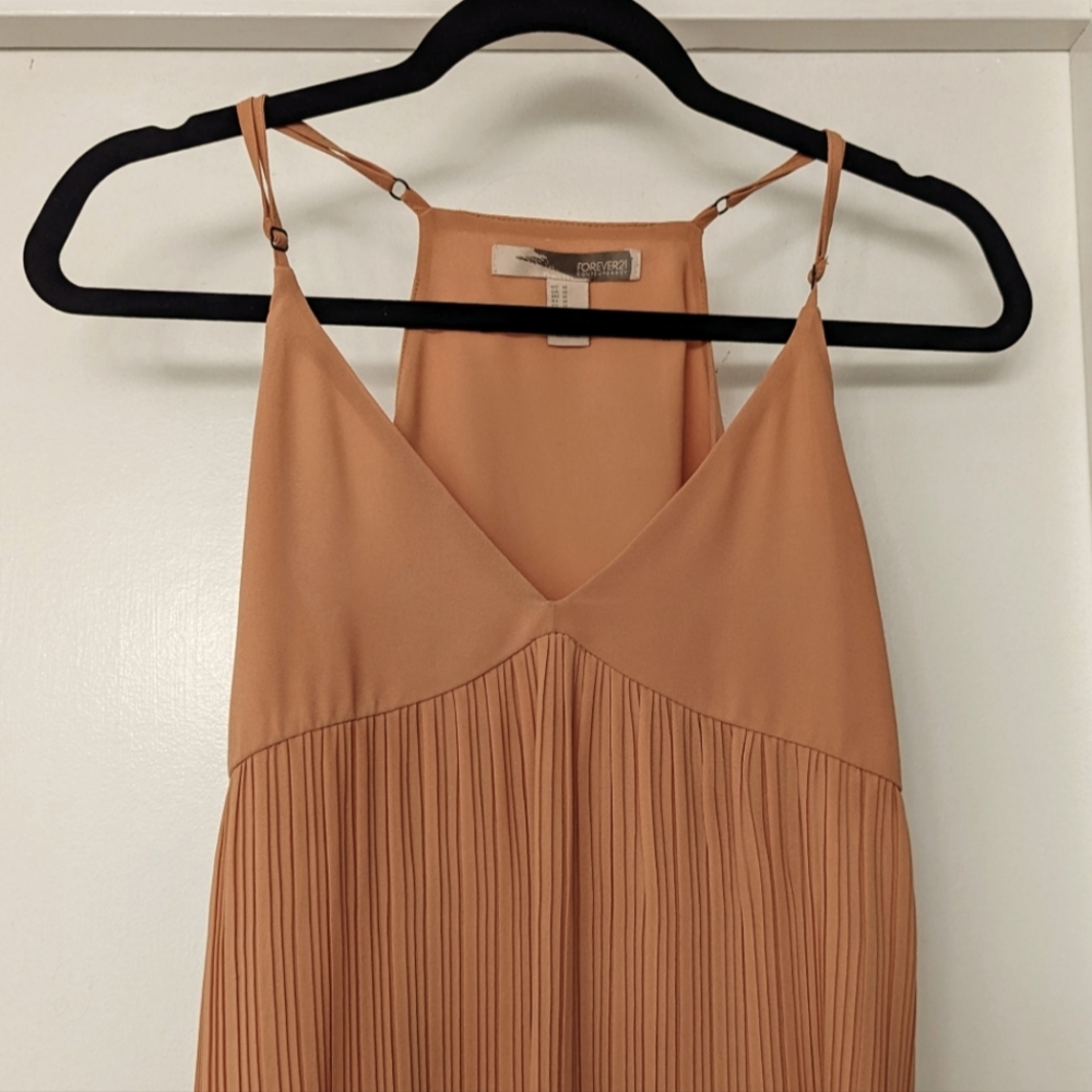 Size M top from Forever 21